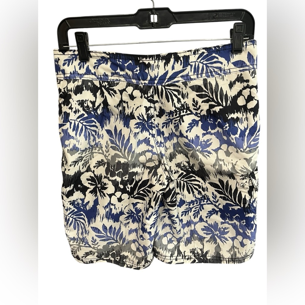 NWT Woman’s Board Shorts - Size 2 - - Picture 2 of 7